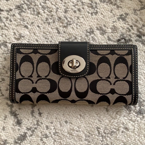 GENUINE Coach bag + matching wallet - Picture 6 of 10